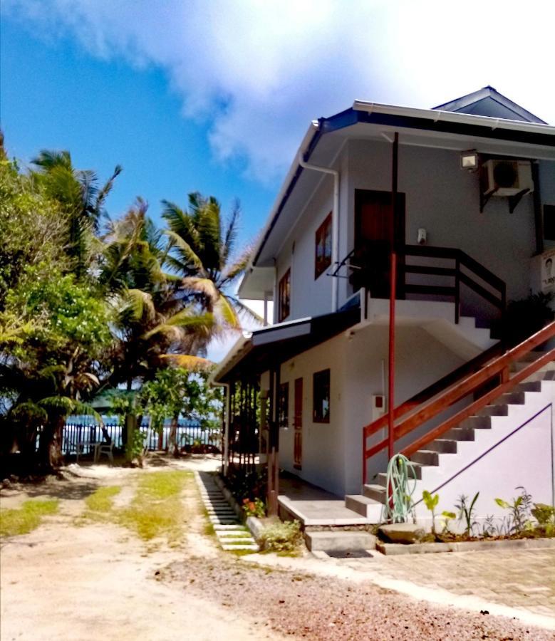 Roz A Mer - Beach Apartment Takamaka Exterior photo